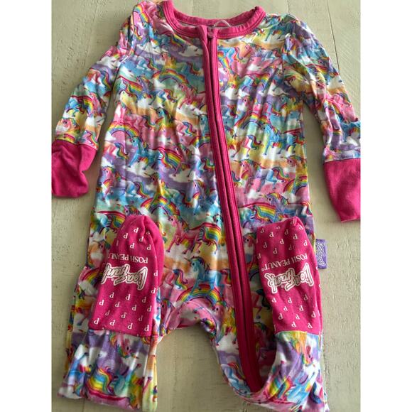 Posh Peanut x Lisa Frank Markie Magic Convertible Sleeper Size 3-6 Mos EUC - Picture 4 of 6